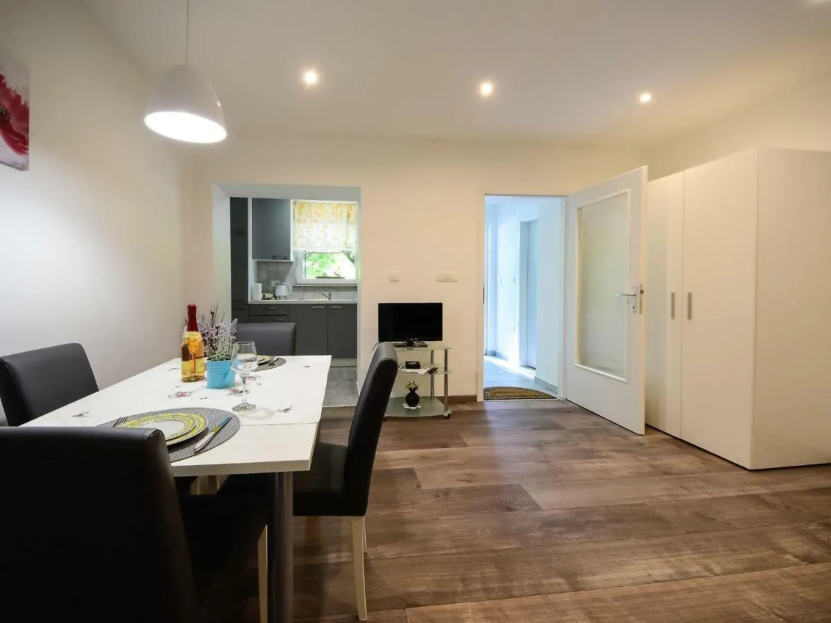 Apartment Sandra By Interhome Matulji 0*,