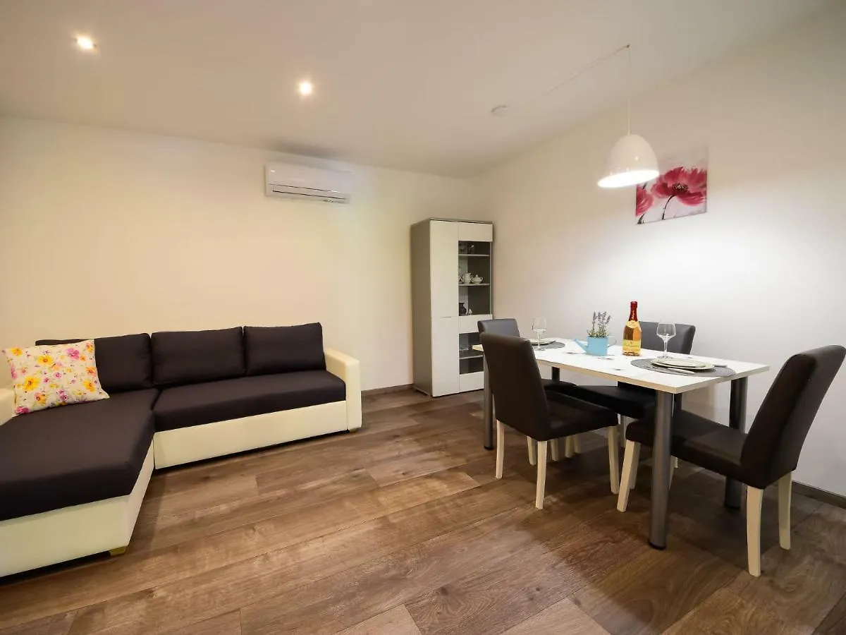 Apartment Sandra By Interhome Matulji